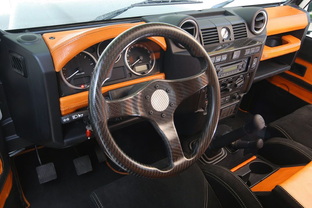 Compenseren doe je zo: Aznom Land Rover Defender
