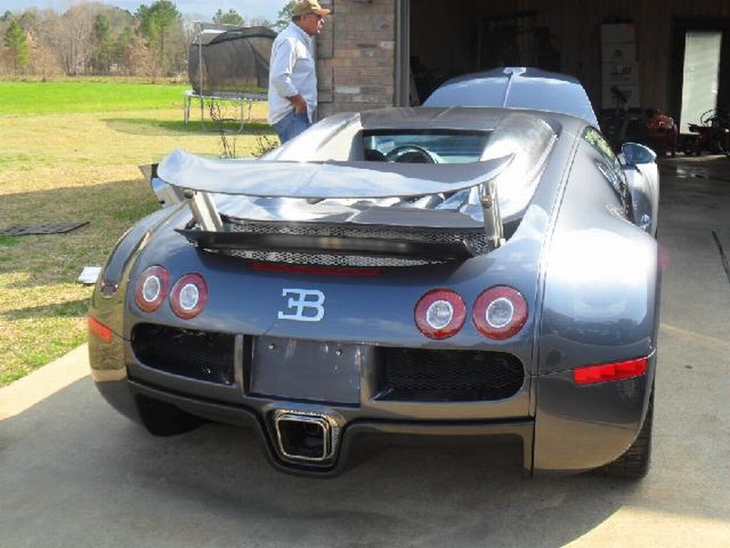 El Bugatti roadster más extremo que hace temblar al mundo | Deportivos