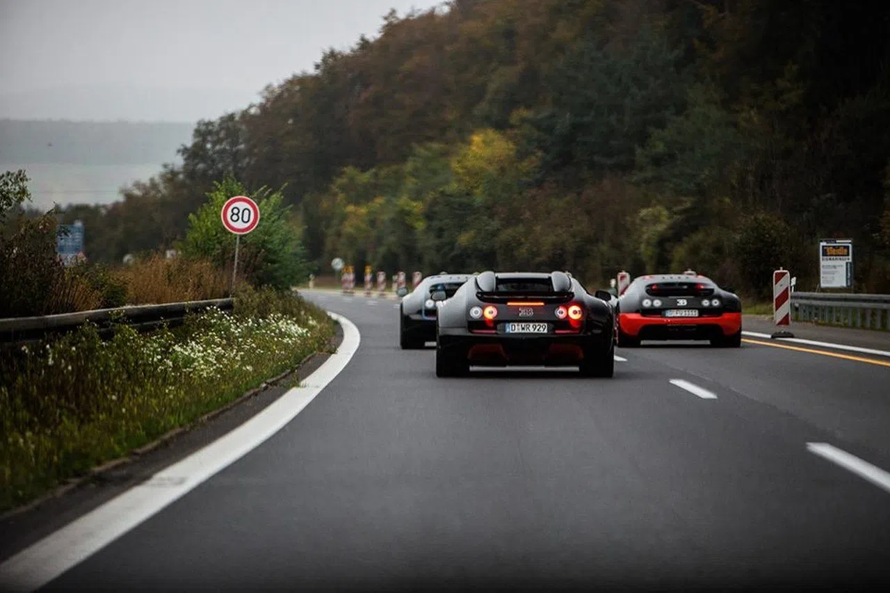 Video: rijke Chinezen shinen in Monaco [Dragon Path Rally]