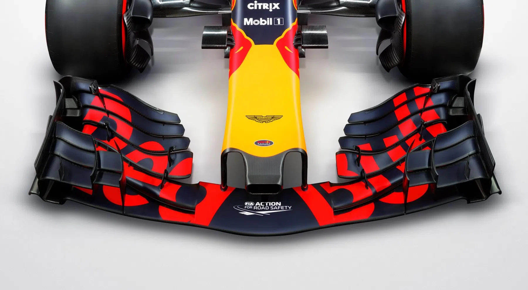 In detail: de Red Bull RB13 in high res [updated]