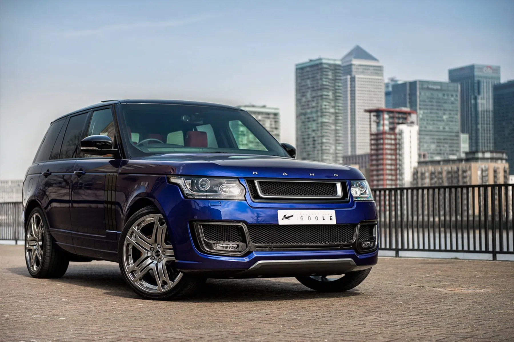 Kahn Design maakt van je Range Rover een speedboot