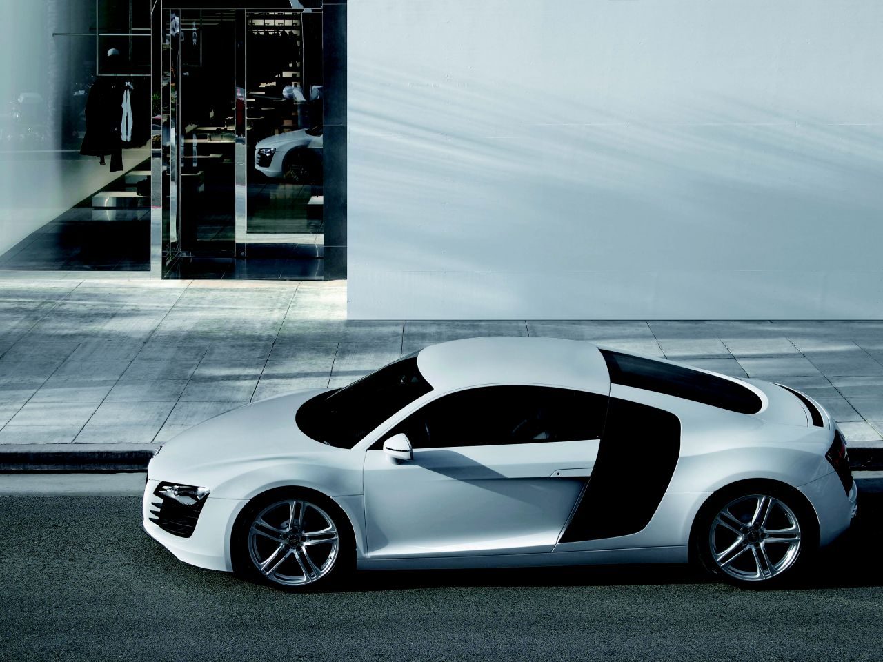 Geen Audi R4