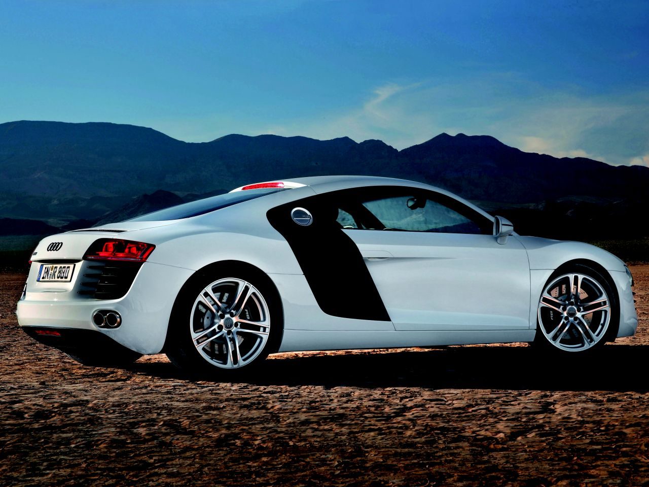 Geen Audi R4