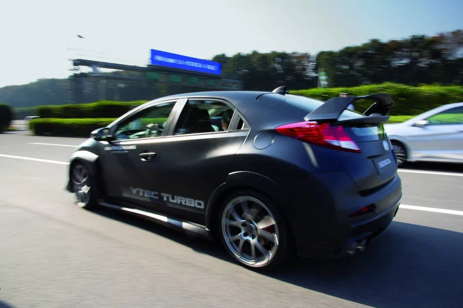 Honda Civic Type R VTEC Turbo, dit is 'm [video]