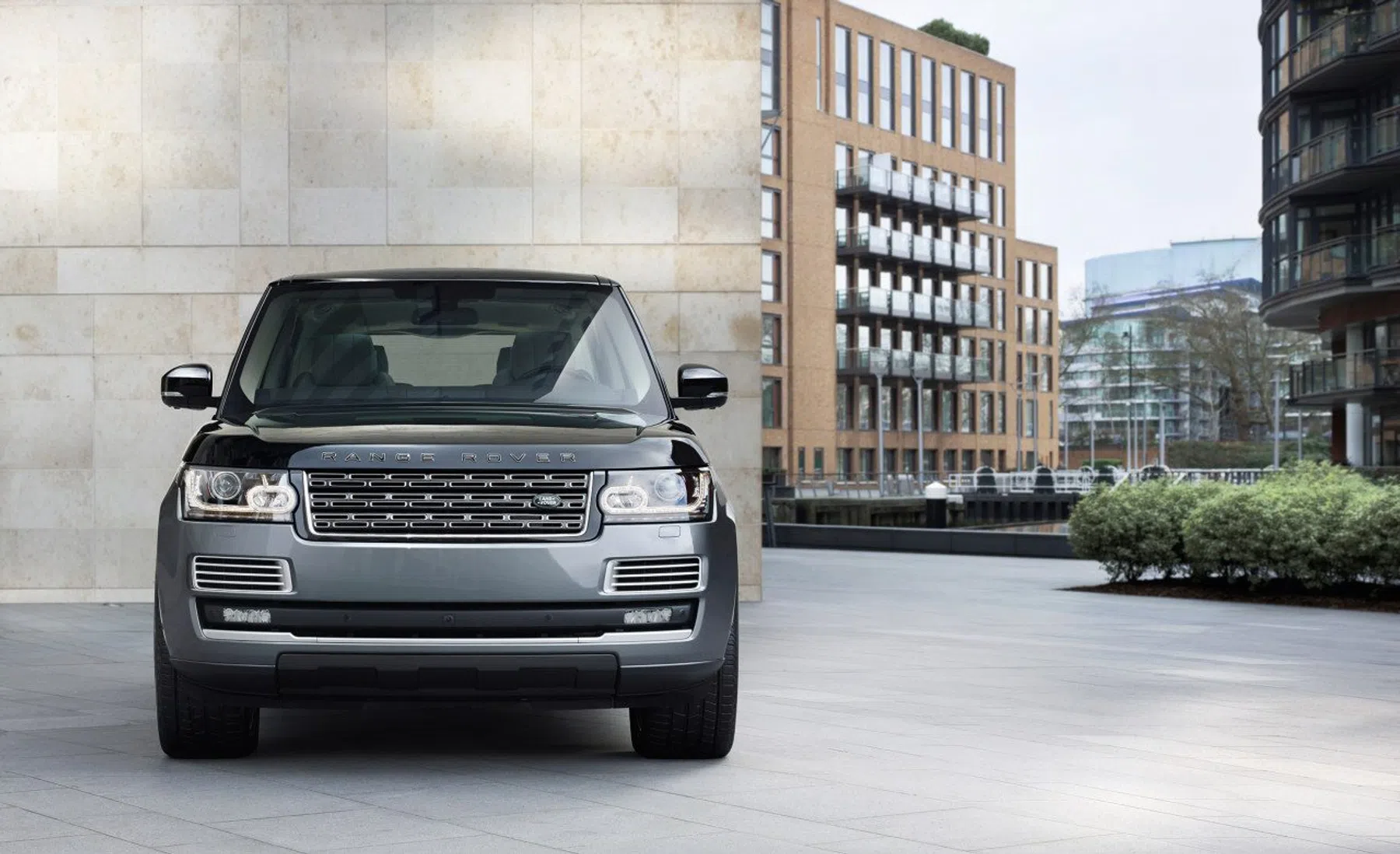 Schuller Range Rover 'SVAutobiography': meest luxe en sterke Range Rover ooit?