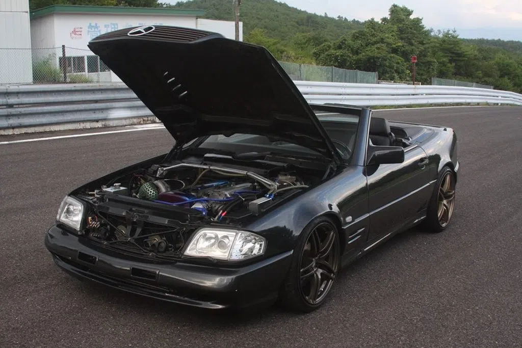 Deze 500SL [R129] met 600 pk is heter dan de zon