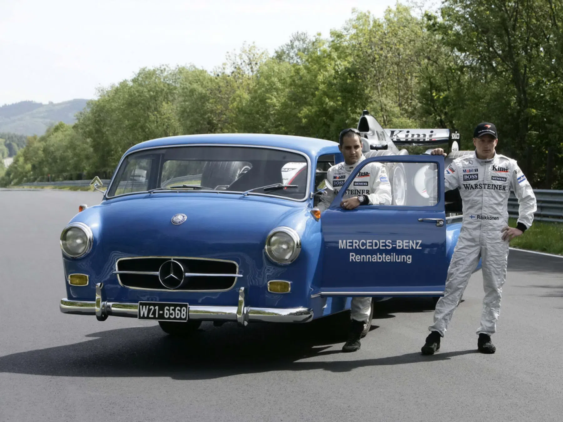 Het verhaal achter 's werelds snelste raceauto-transporter