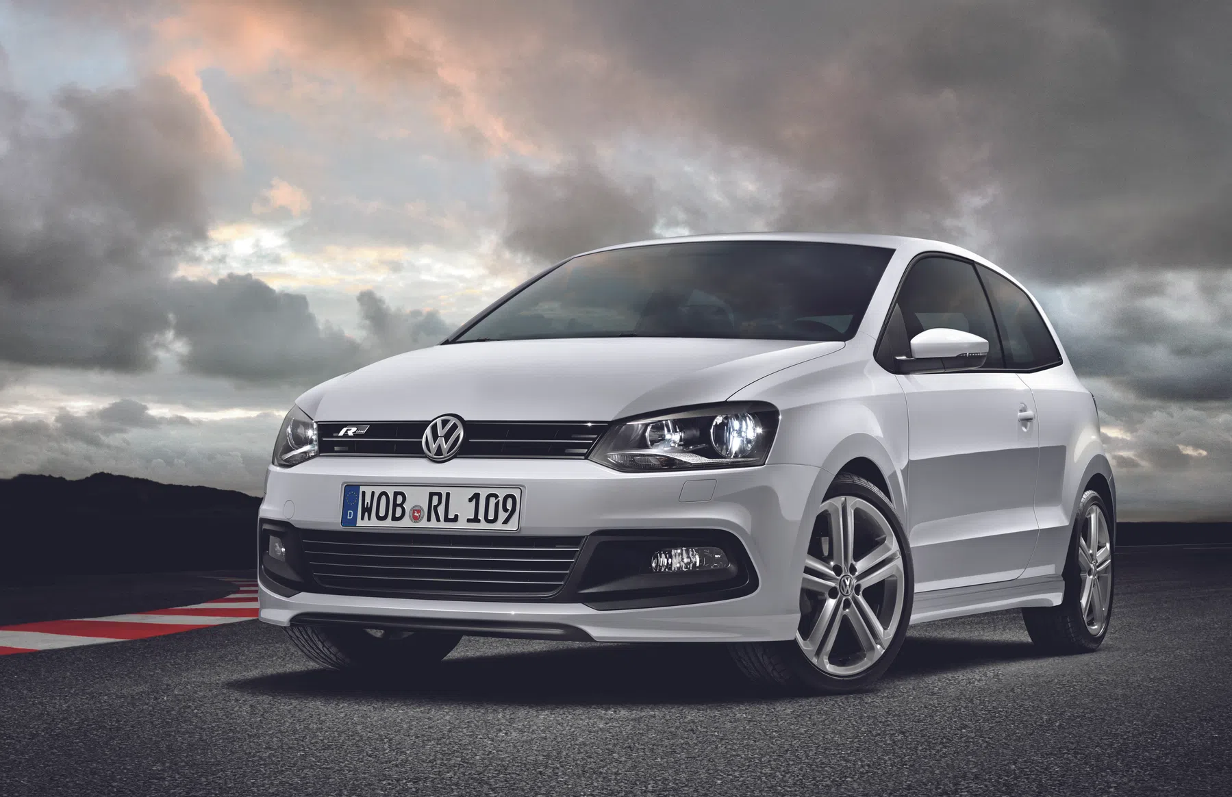 Volkswagen Polo R-Line - Stoer karretje [UPDATE]