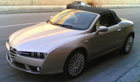 Alfa Romeo Brera Spider voorkant