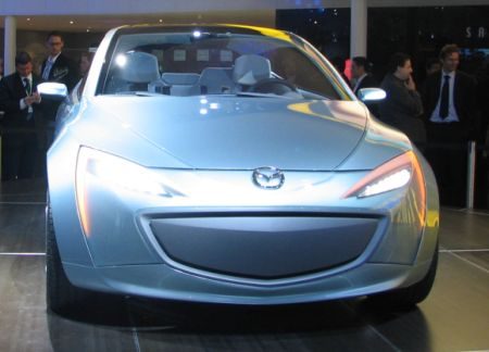 Mazda Sassou voorkant