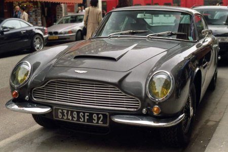 Aston-Martin DB6 MkII
