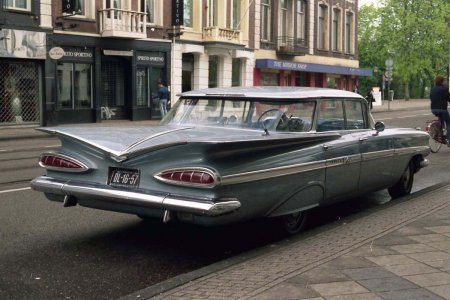 Chevrolet Impala Sedan