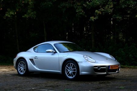 Porsche Cayman - Driekwart front