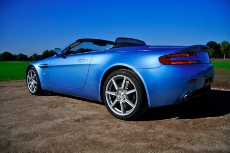 Aston Martin V8 Vantage Roadster