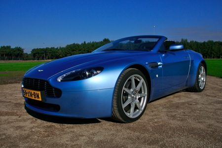 Aston Martin V8 Vantage Roadster