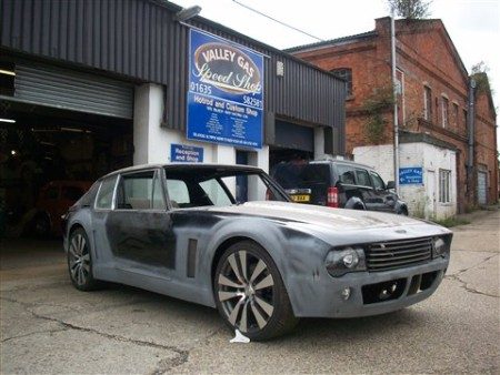 Jensen Interceptor V10