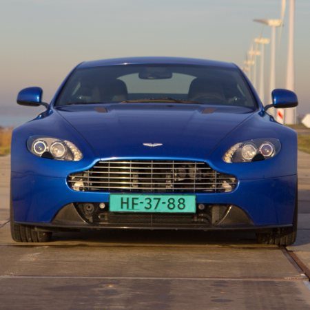 Aston Martin V8 Vantage S