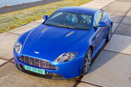 Aston Martin V8 Vantage S