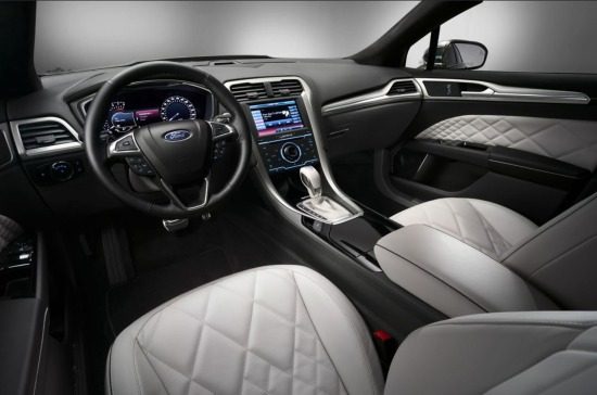 Ford MOndeo Vignale Concept interieur