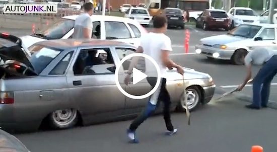 Verlaagde auto, what r you doing