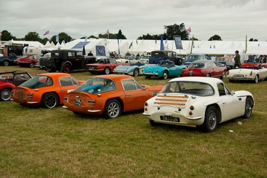 TVR Grantura MkIII, Vixen Mk III 1.8, en Vixen Mk II 1.6 - Foto: Jim Appelmelk