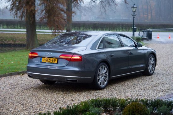 Audi A8L 4.2 TDI 