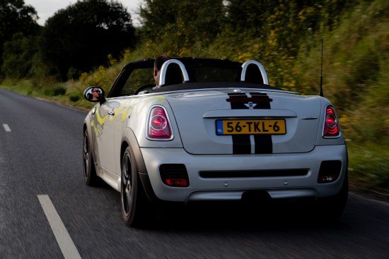 MINI Roadster versus GT86