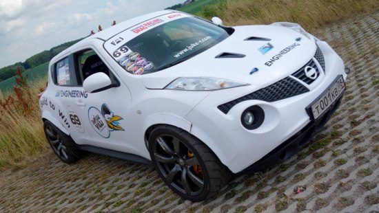 Nissan Juke R by SV Engineering