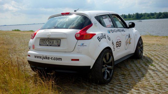Nissan Juke R by SV Engineering
