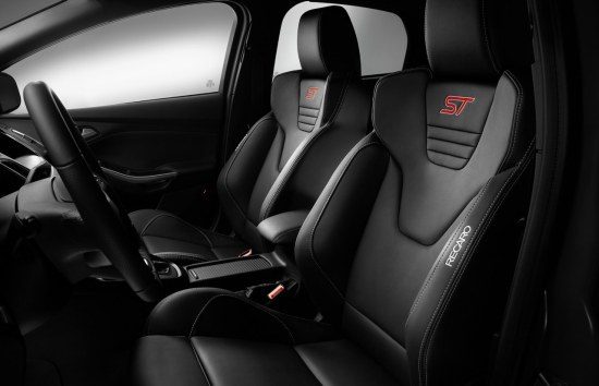 Ford Focus ST interieur
