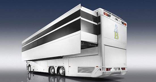 Mercedes's king size uitschuifcamper
