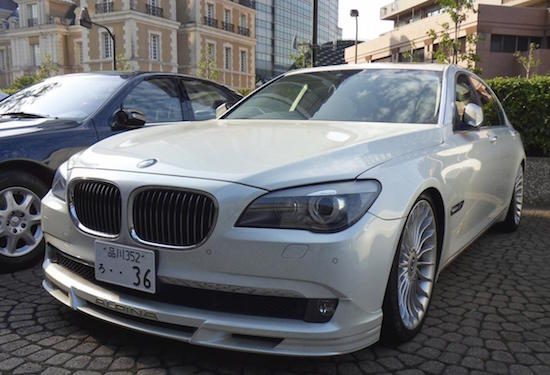 BMW 7 Serie die zich voordoet als Alpina B7