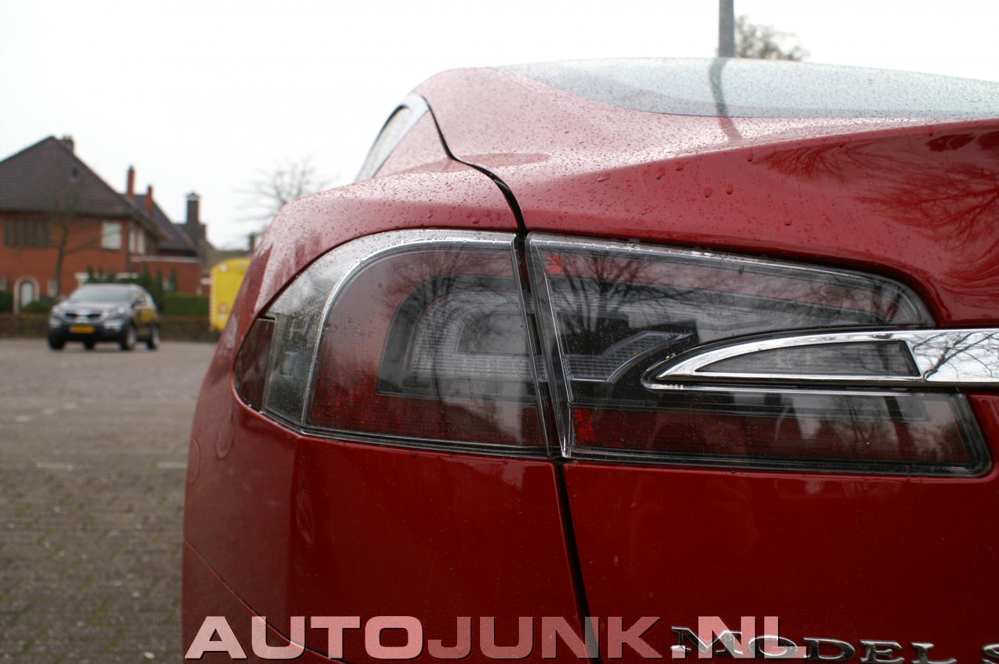 Tsla Auto Rood tesla model s rood