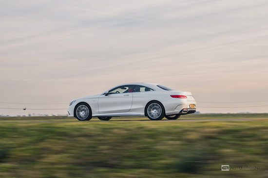 Mercedes S63 AMG Coupe vs Aston Martin Vanquish
