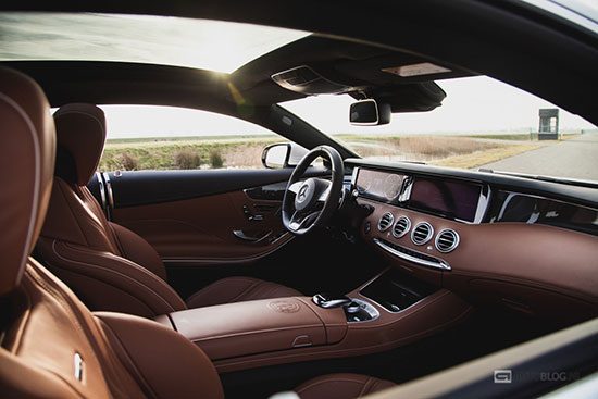 Aston Martin Vanquish vs Mercedes S63 AMG Coupe