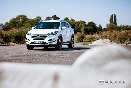 Hyundai Tucson 2015 rijtest en video