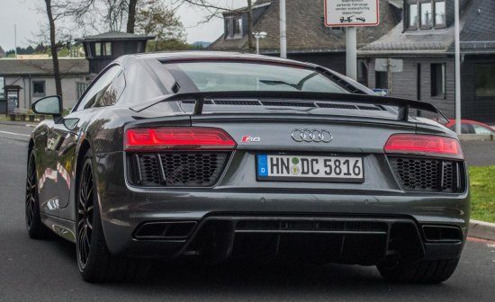 Audi R8 V10 Plus