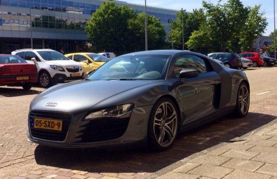 Audi R8