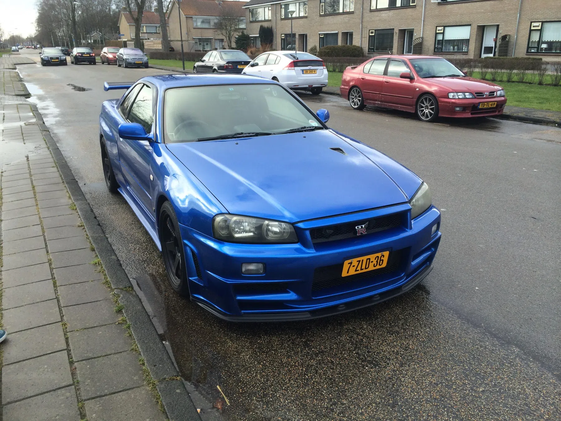 R34 GT-R