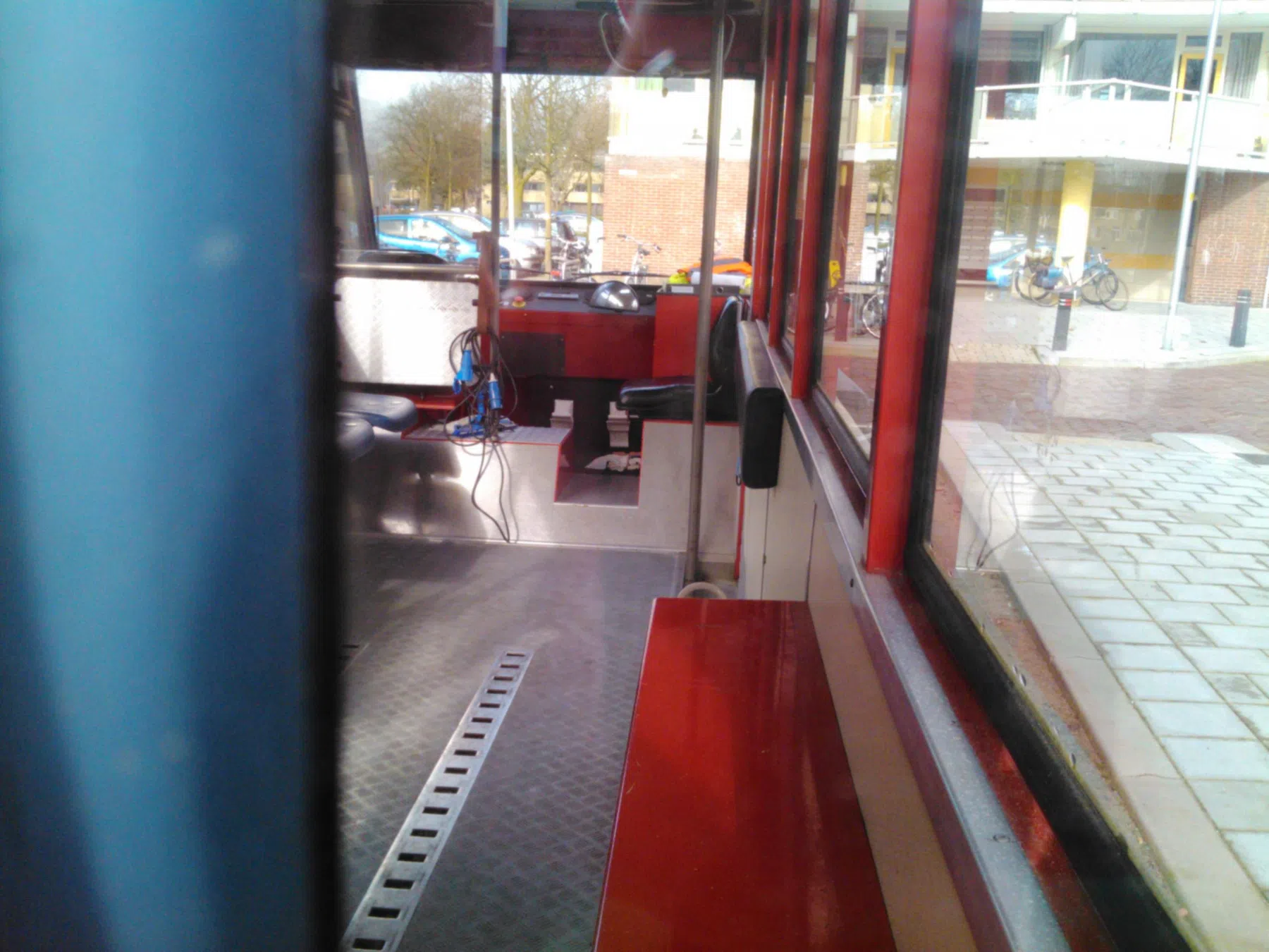 Spijkstaal invalidebus