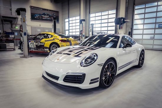 911