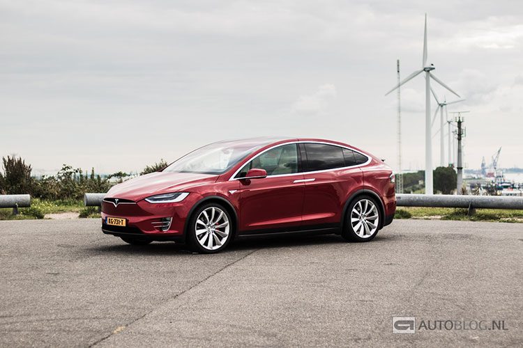 Tesla Model X rijtest en video