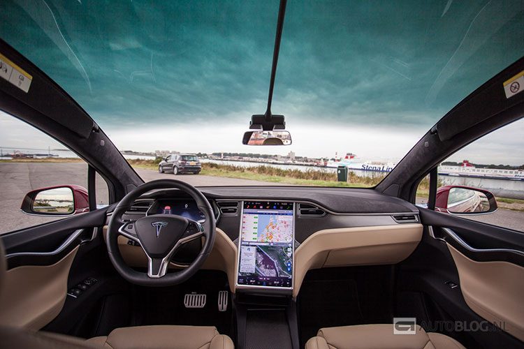 Tesla Model X rijtest en video