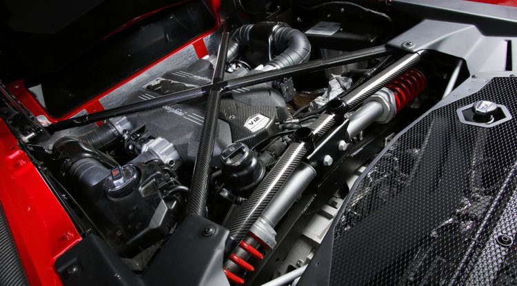 V12