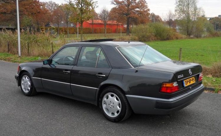 Mercedes 500E