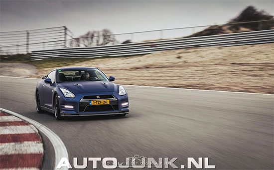 Nissan GT-R