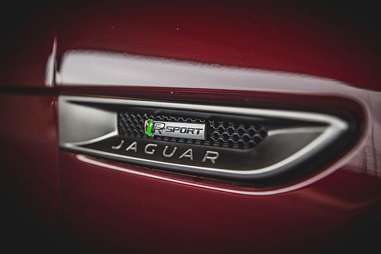 Jaguar XF R-Sport