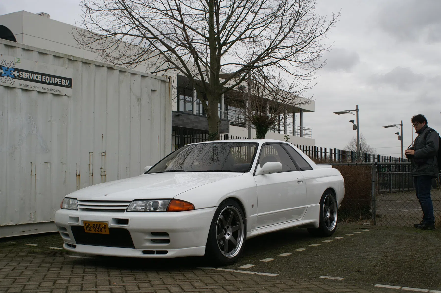 Skyline R32
