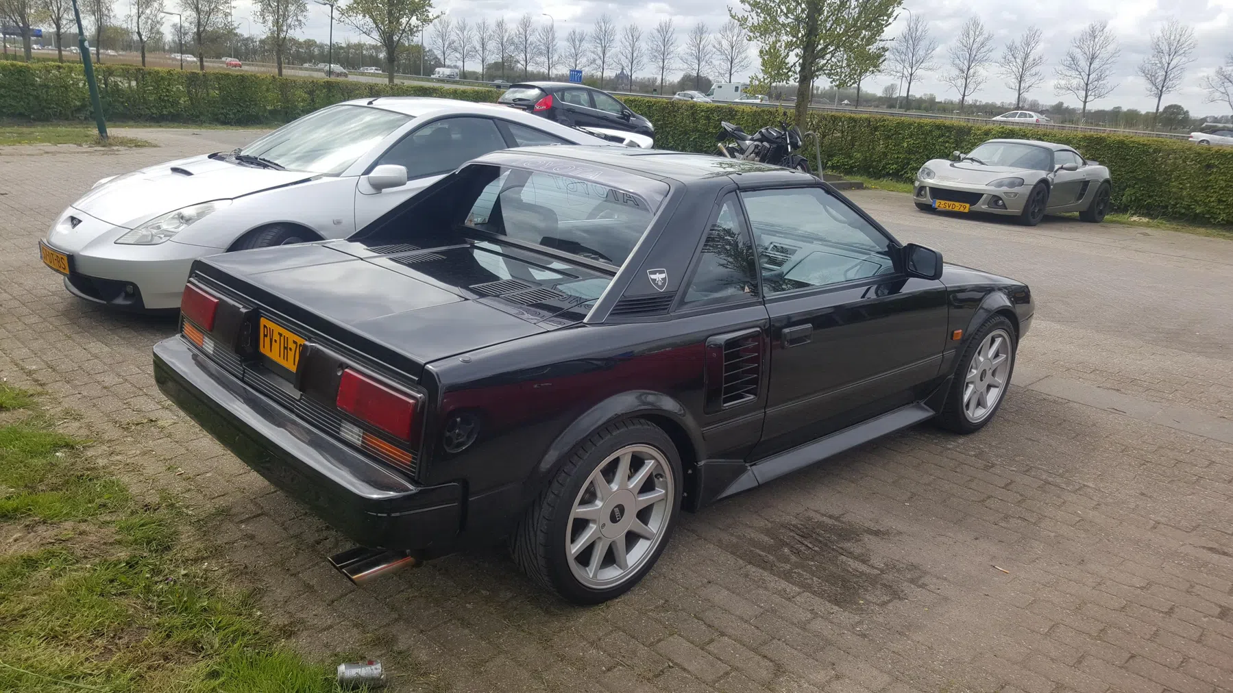 Toyota MR2 (AW11)