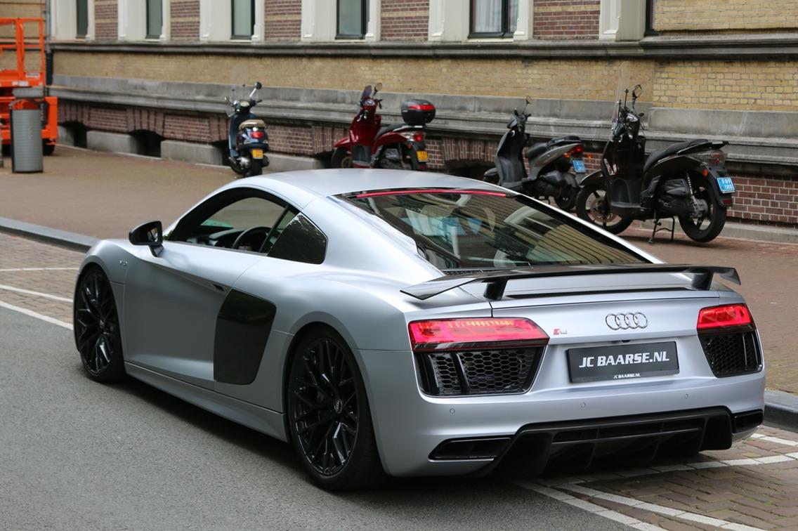 Audi R8 2016